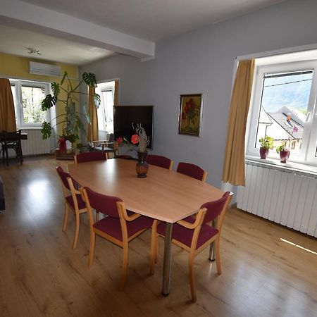 Apartments Free Alps, Massage & Wine โบเว็ก ภายนอก รูปภาพ