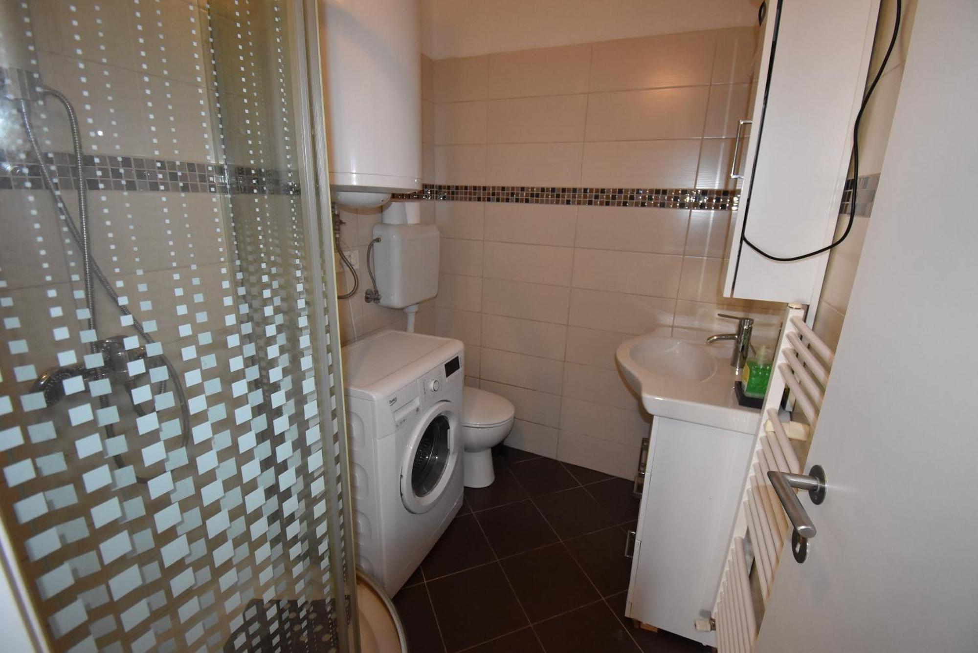 Apartments Free Alps, Massage & Wine โบเว็ก ภายนอก รูปภาพ