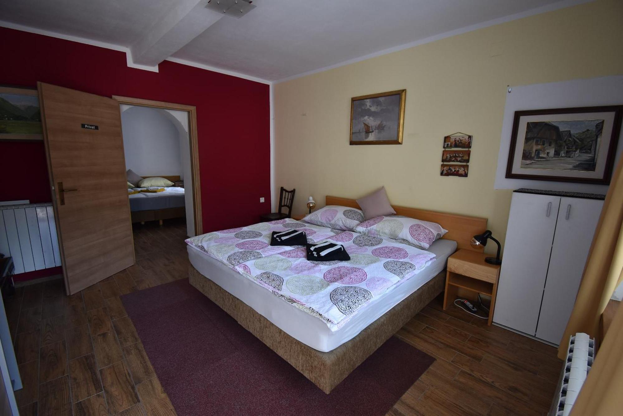 Apartments Free Alps, Massage & Wine โบเว็ก ภายนอก รูปภาพ