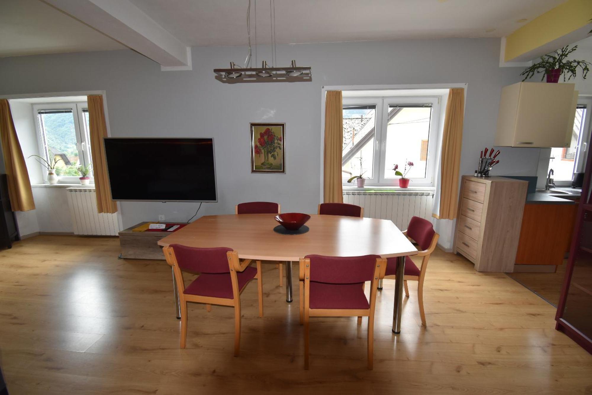 Apartments Free Alps, Massage & Wine โบเว็ก ภายนอก รูปภาพ